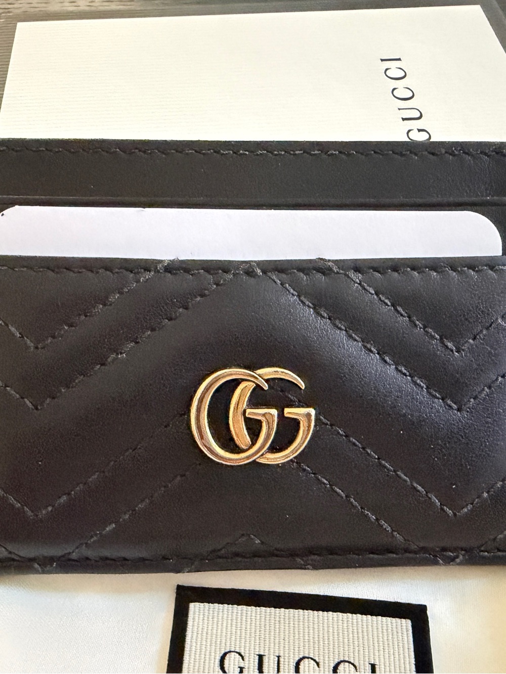 Gucci Black Quilted Leather Card Holder with Gold GG - Picture 2 of 6